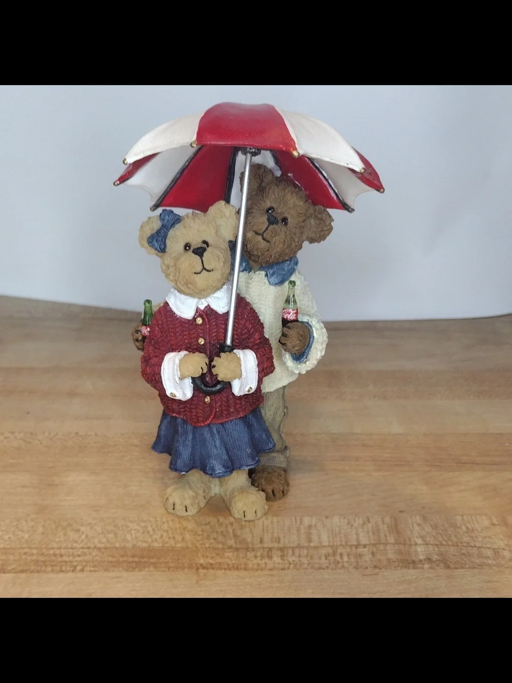 Boyds Bearstone Coca Cola Patricia Kenneth Rainy Days First Edition 1E Boxed